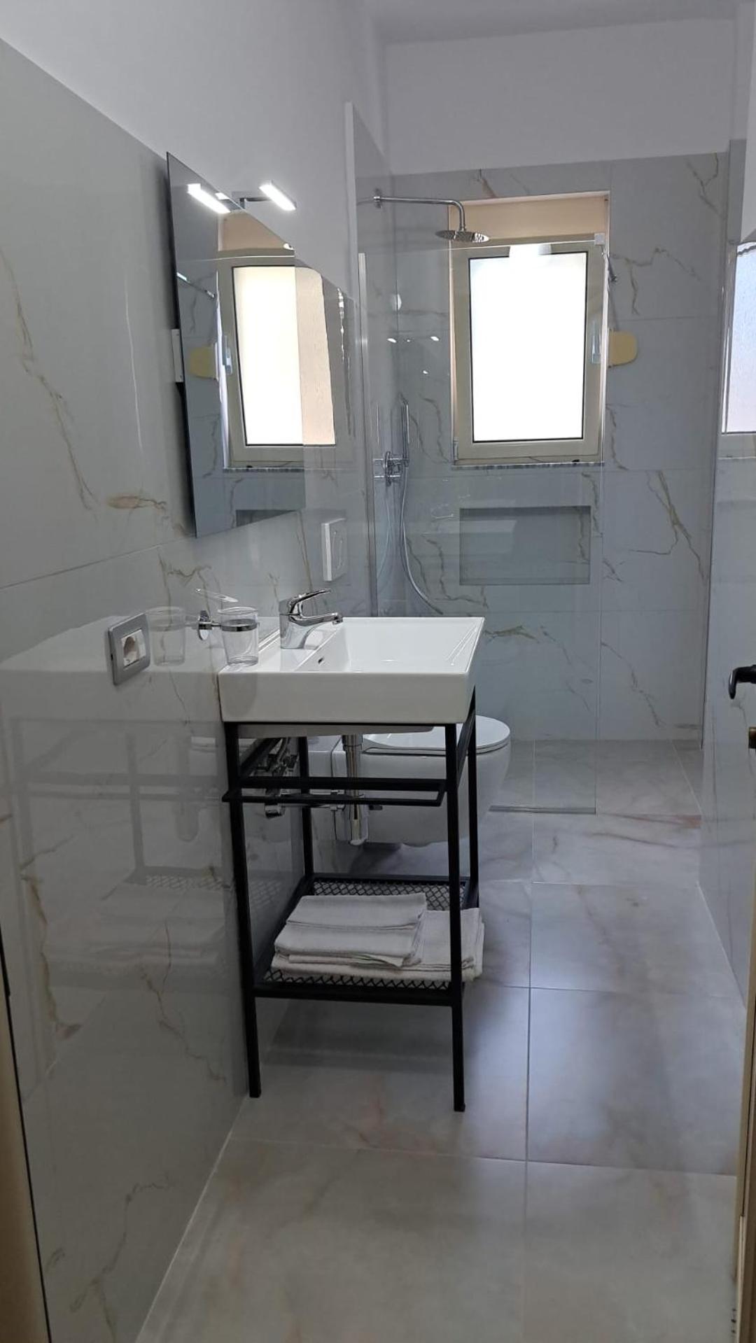 Bello Apartaments Orikum Dış mekan fotoğraf